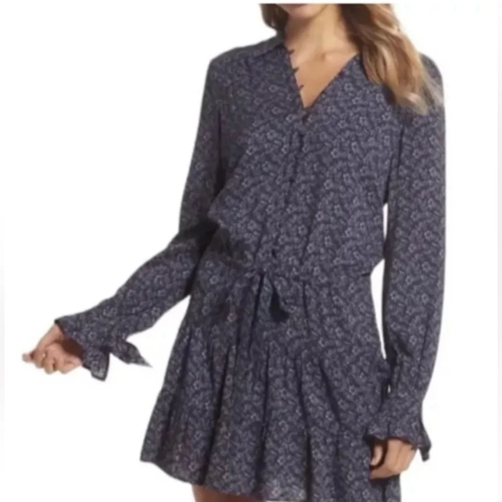 Paige Denisa Floral drop waist dress in Parisan Night Papyrus Meadow 
Size S - Picture 2 of 10